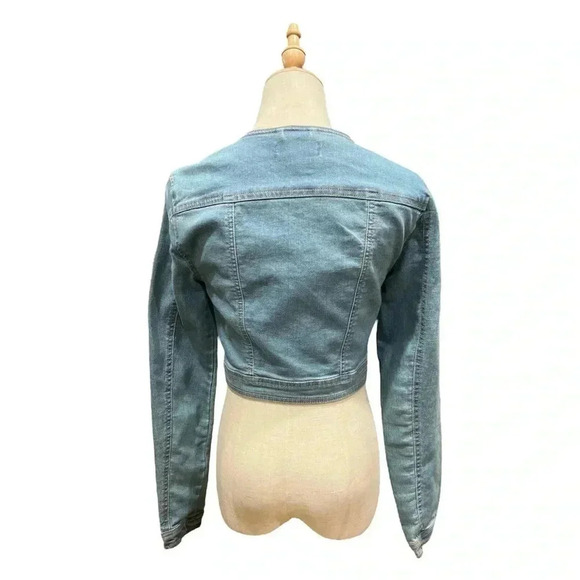 Forever 21 Cropped Jean Jacket Premium Denim Size Medium - Picture 2 of 5